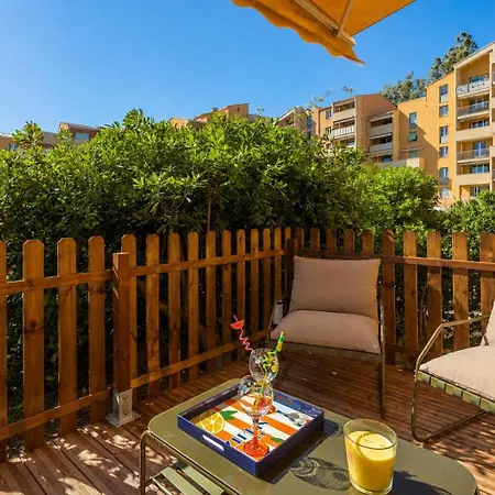 Apartment Luxury Flat By Maisons De Charloc Homes Saint-Tropez