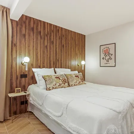 Luxury Flat By Maisons De Charloc Homes Apartment *