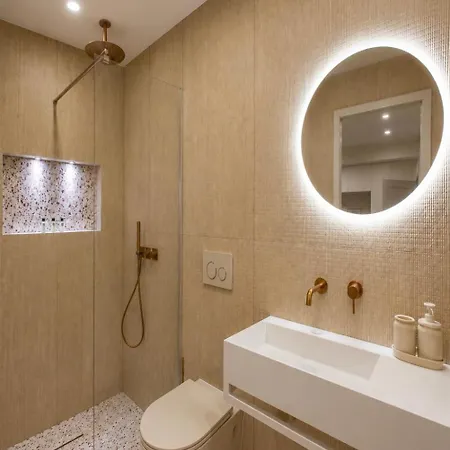 Apartment Luxury Flat By Maisons De Charloc Homes Saint-Tropez